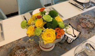 餐桌放什么花好看 餐桌放哪種花好看